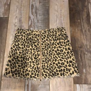 Eesome leopard print, zipper front skirt from Palmetto Moon